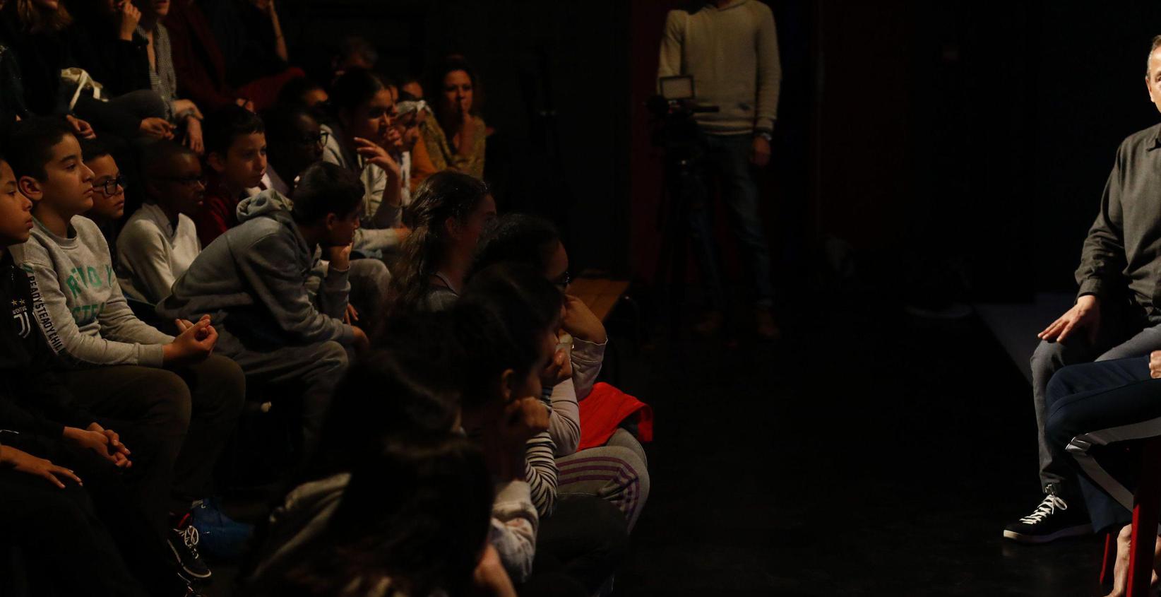 De Nos Envoyés Spéciaux Christel Brigaudeau (texte),Olivier Corsan (photos)à Marseille