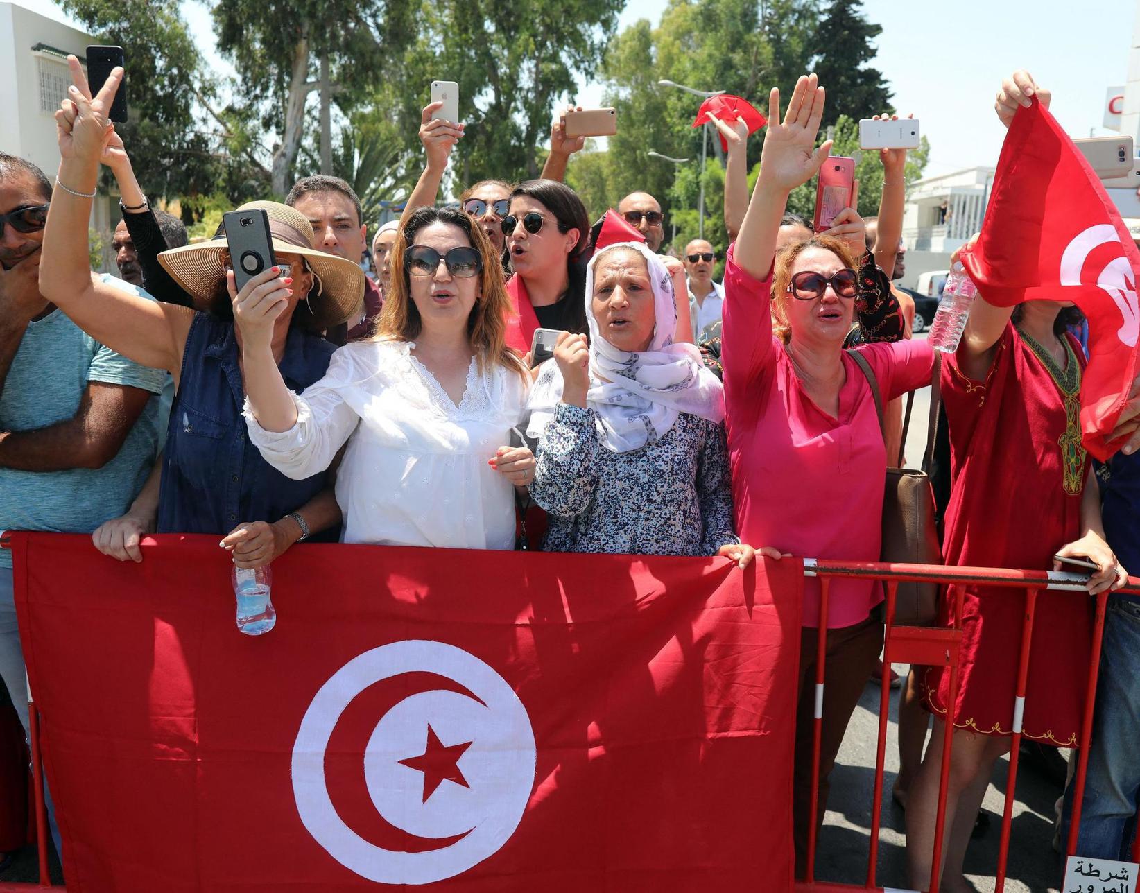Laura-Maï Gaveriaux À Tunis,Hammam Lif