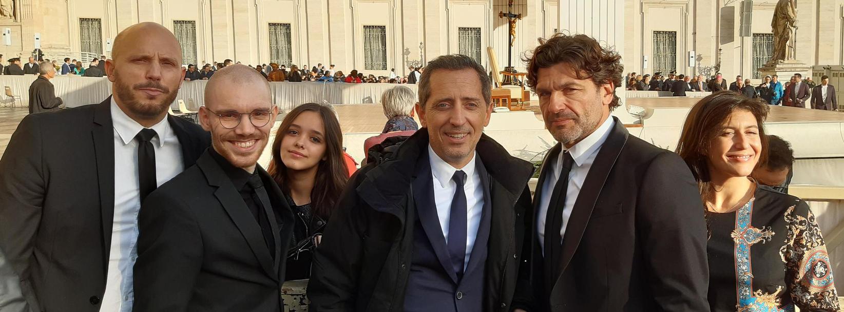 De Notre Envoyé Spécial Éric Bureau Au Vatican