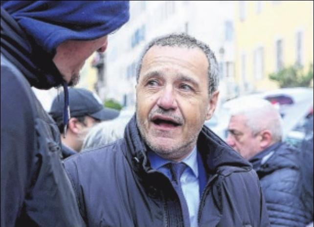 I. LUCCIONI