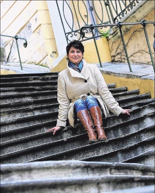 HÉLÈNE ROMANI