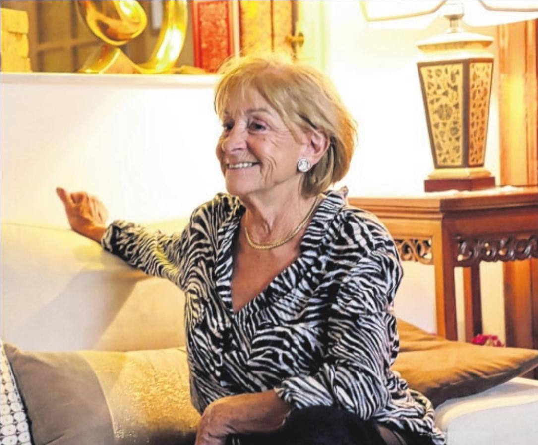 NOËL KRUSLIN