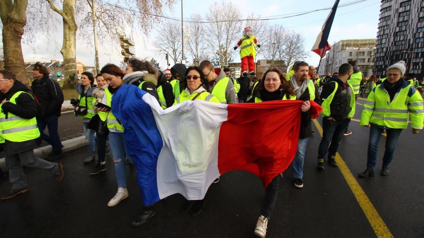 Deux Manifestations Des Gilets Jaunes à Amiens Sfr Presse