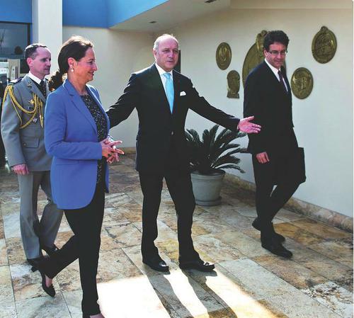 Elise Karlin,Marcelo Wesfreid