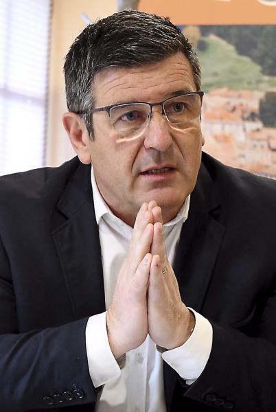 Recueilli par A. Ca.