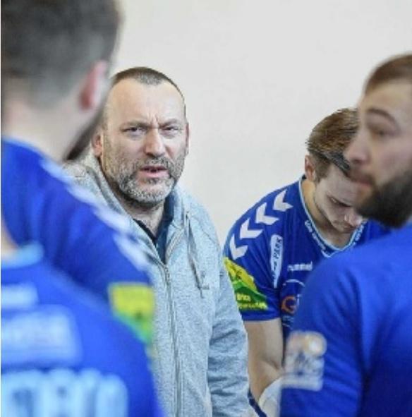 18 HEURES, SALLE RENÉ-TYS, À REIMS SAINT-BRICE (3e) - SEMUR-EN-AUXOIS (11e)