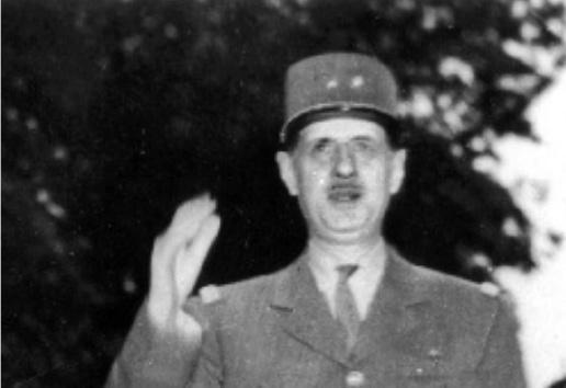 UN JOUR, UNE HISTOIRE par Hervé Chabaud