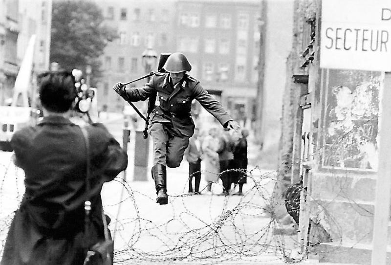 , De notre envoyé spécial
, à Berlin,
, Pierre Challier