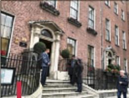 L.B. à Dublin