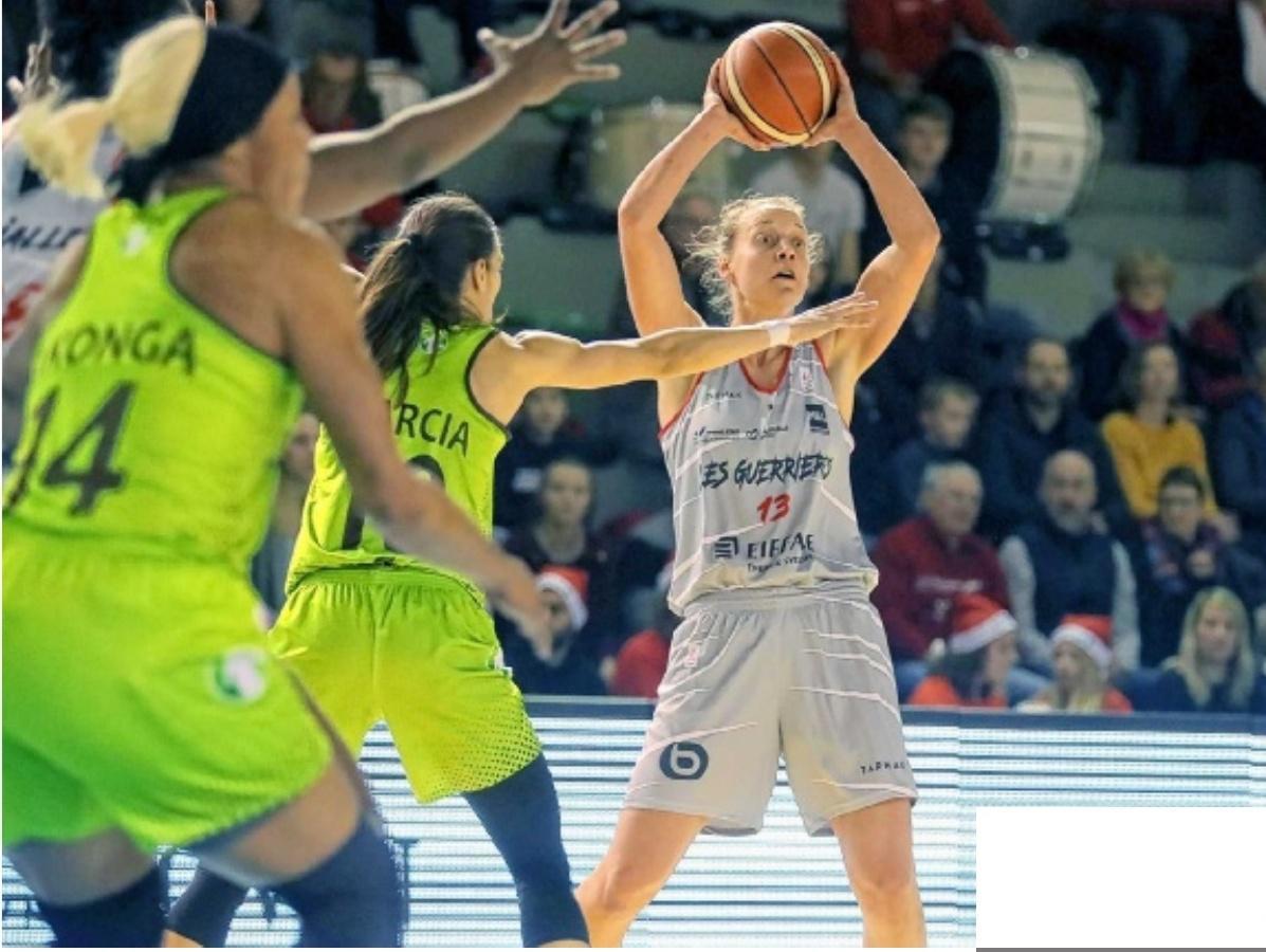 SANDRINE ARRESTIER