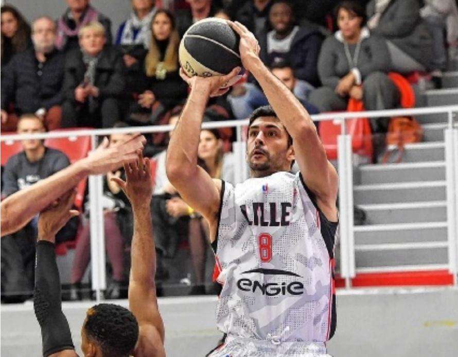 RECUEILLI PAR VINCENT BILLET,vbillet@lavoixdunord.fr