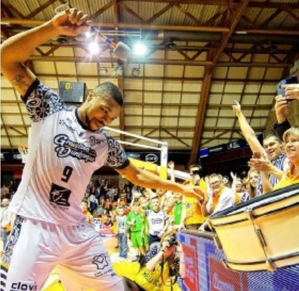 PAR SANDRINE ARRESTIER,sports@lavoixdunord.fr