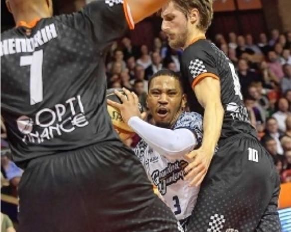 PAR SANDRINE ARRESTIER,sports@lavoixdunord.fr