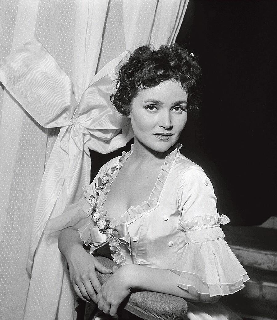 Armelle Héliot
