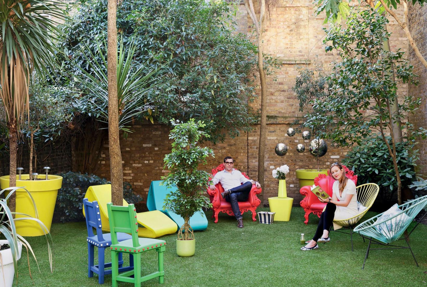 TEXTE ET PHOTOS REI MOON / MOON RAY STUDIO / LIVING INSIDE