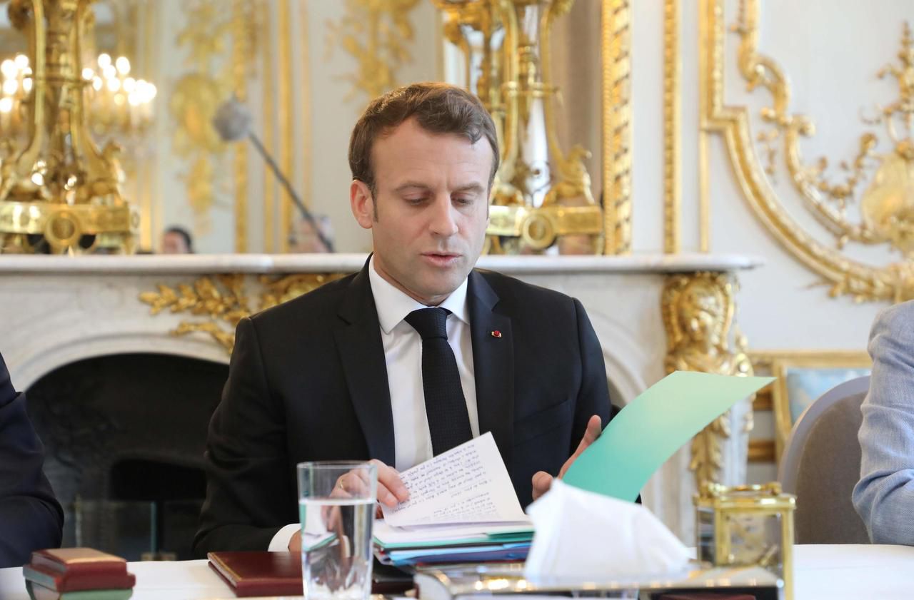 P.R. avec AFP