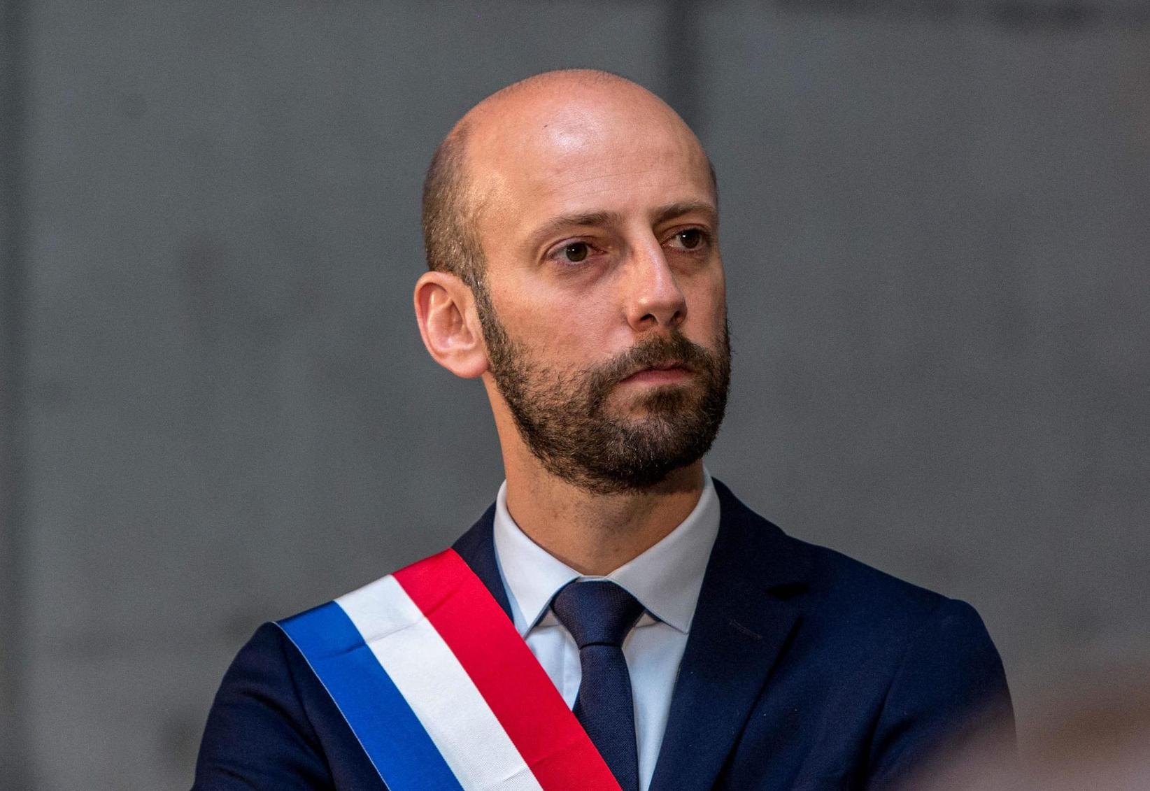 Olivier Beaumontet Pauline Théveniaud,@olivierbeaumont@pauline_th