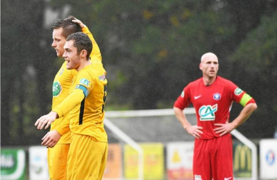 Arbitre : M. Roudaut,BUTS. Plouvorn : Quéméneur (27’), Bellec (33’, 53’), Guéguen (65’), Quéré (69’sp).,Avertissements. Dirinon : Emily (69’), Picard (70’) ; Plouvorn : Guéguen (79’).