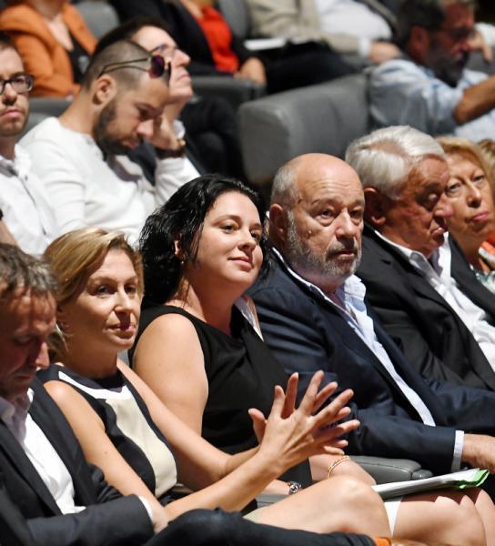 Émilie bec