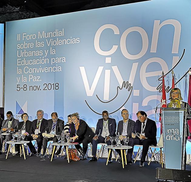 De Madrid, Émilie Bec