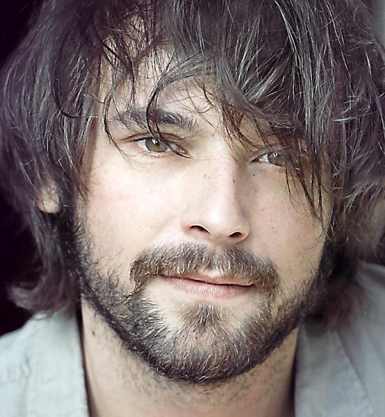 ARNAUD BOUCOMONT