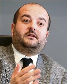 THOMAS HUET
