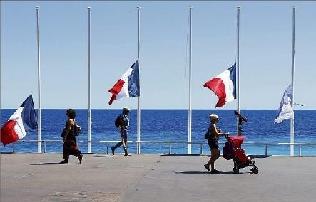 CHRISTOPHE CIRONE ccirone@nicematin.fr