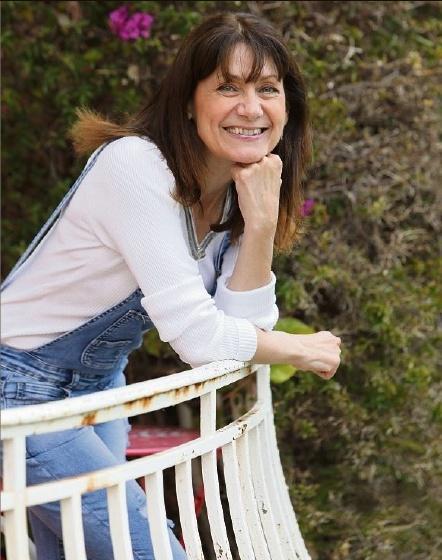 VÉRONIQUE MARS vmars@nicematin.fr,(1) Y en a qu’une c’est la brune !, aux éditions du Net, 17 euros. Le Festival du livre se déroulera du 31 mai au 2 juin au jardin Albert-Ier.