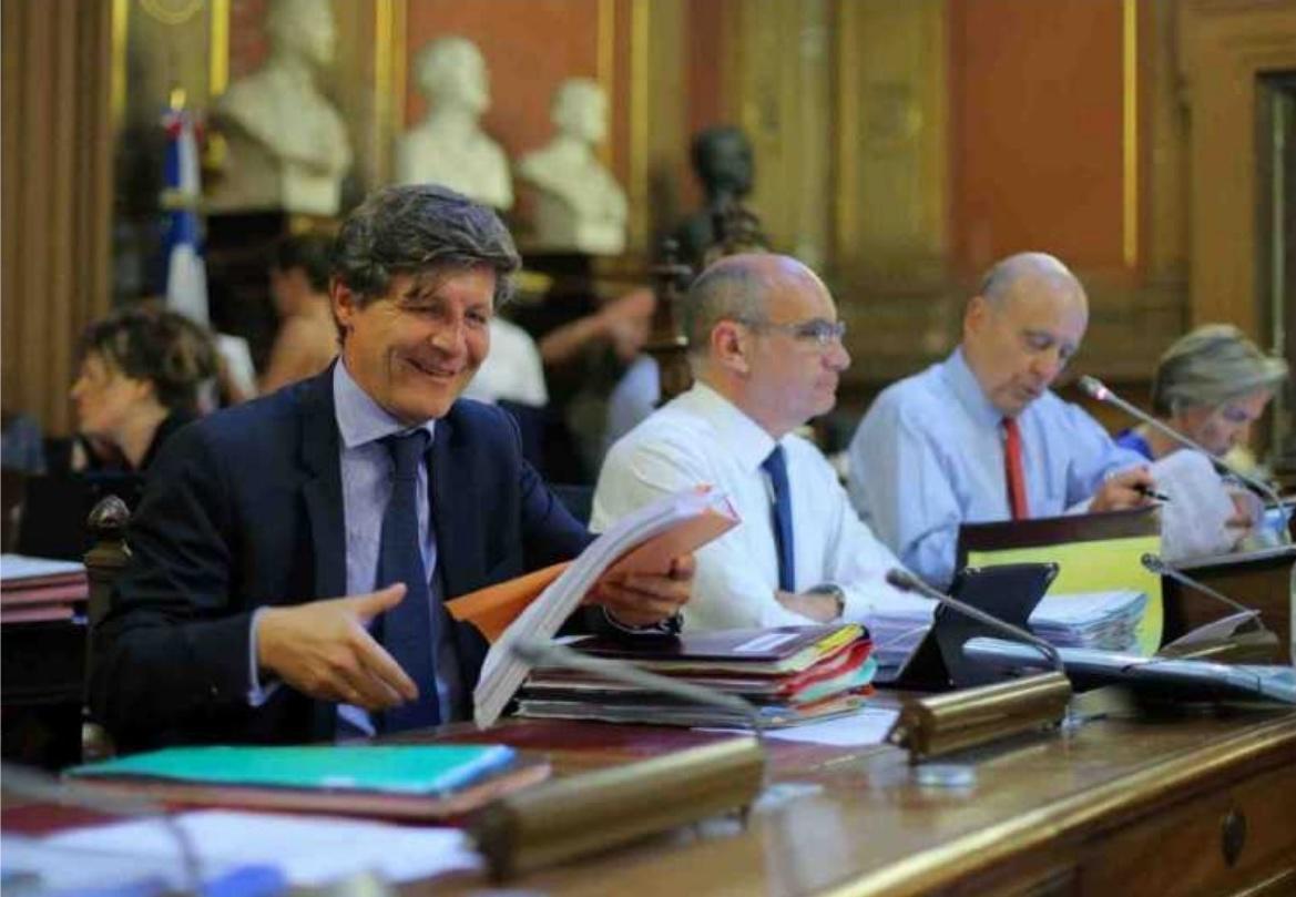 CATHERINE DARFAY,c.darfay@sudouest.fr