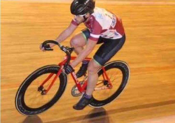 Pratique Demain : minimes, cadets, féminines (toutes catégories). de 9 heures à 18 heures. Dimanche : Juniors, seniors, pass’Cyclisme de 9 heures à 18 heures.,Julie Desanlis