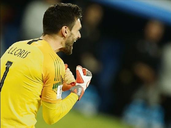PROPOS RECUEILLIS PAR V. M. EN RUSSIE,1. Seuls Lloris, Mandanda, Rami, Umtiti, Kanté,Pogba,Matuidi,GriezmannetGiroud ont fait l’Euro.