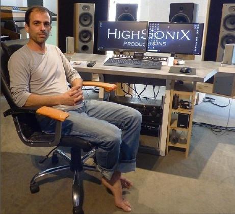 L. H.,Le studio est ouvert du lundi au samedi de 9h à 19 h. Rens pour tarif et rés. www.highsonix.com