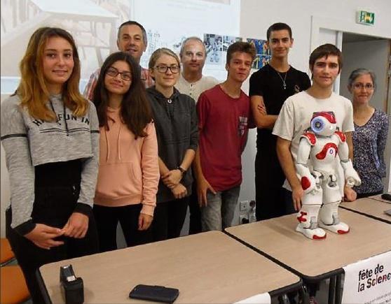 M. SK.,1.Professeurs:Philipe Cosentino,Sandra Gil, Frédéric Bruot, Magali Lopez.