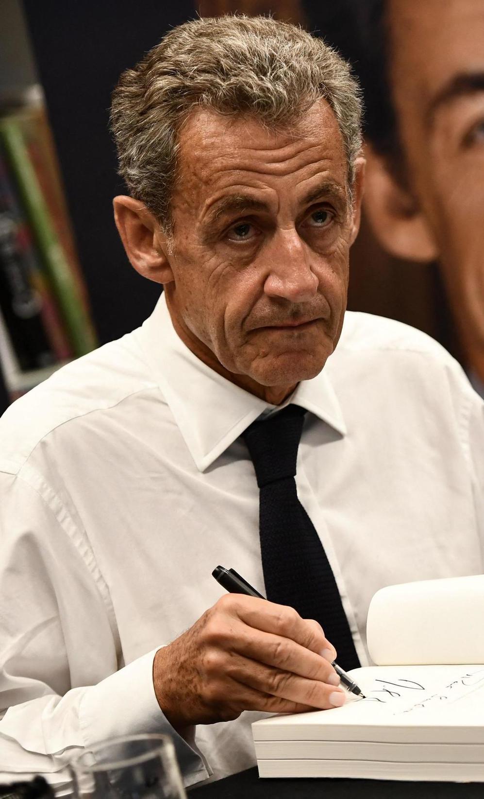 Nicolas Sarkozy sera jugé en 2025 pour l’affaire libyenne LireLactu